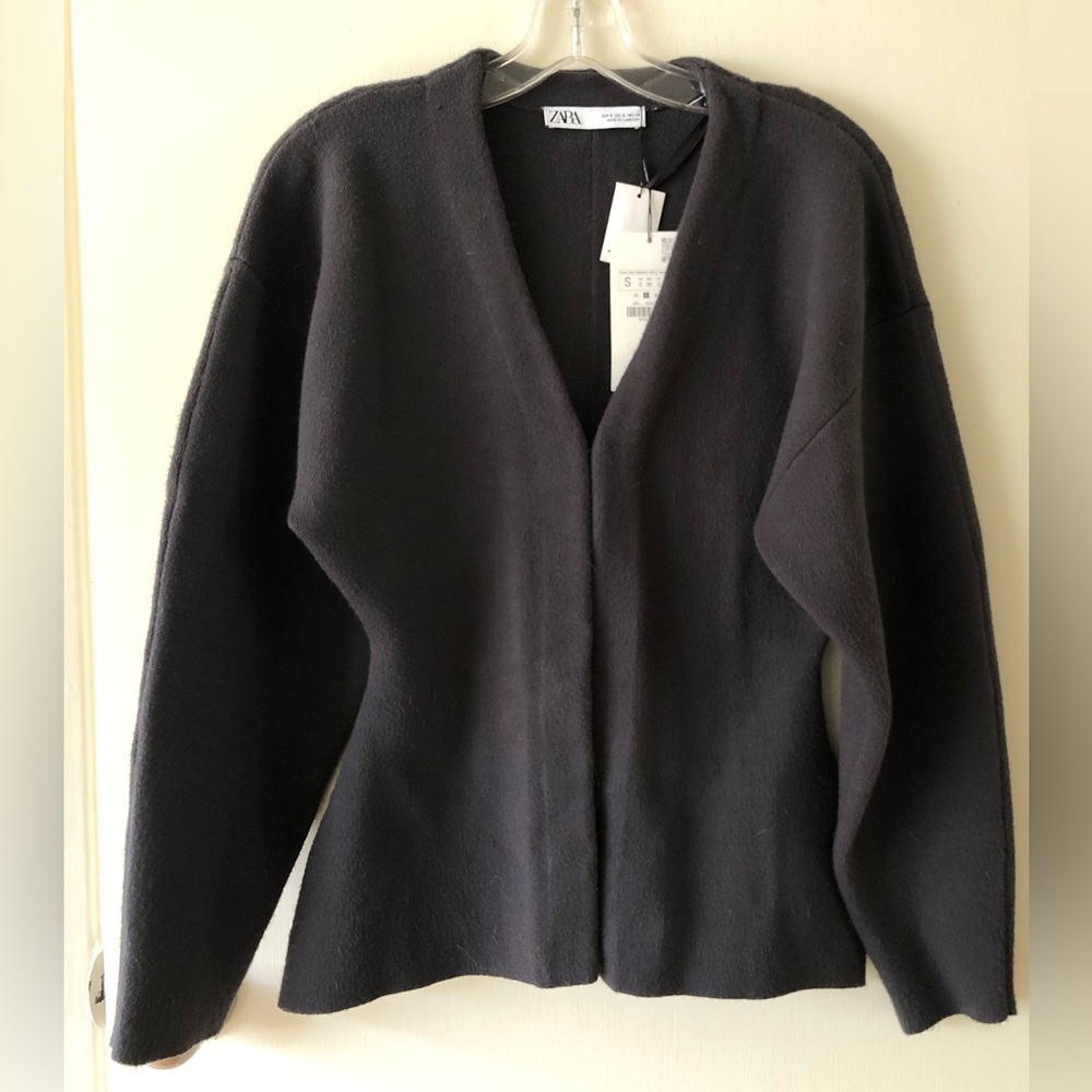 ZARA CARDIGAN SWEATER TOP
